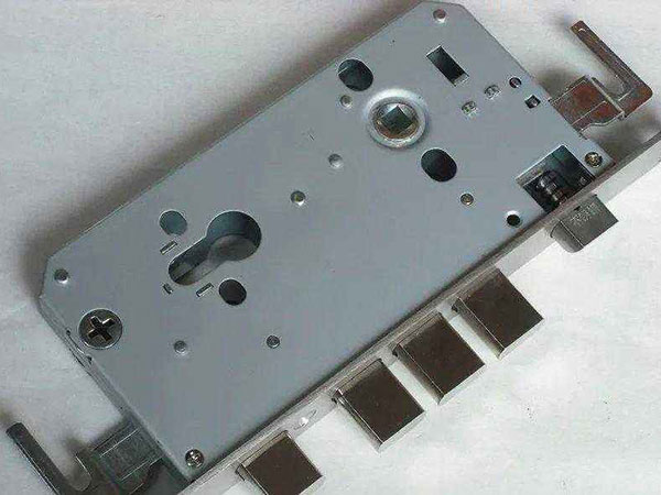 华安24小时上门开锁公司