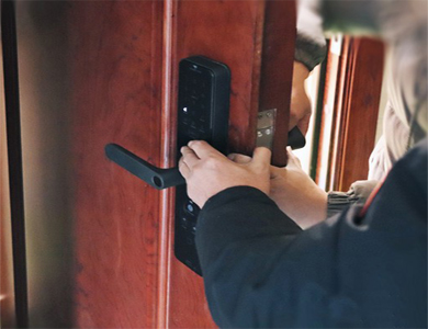 华安24小时上门开锁公司